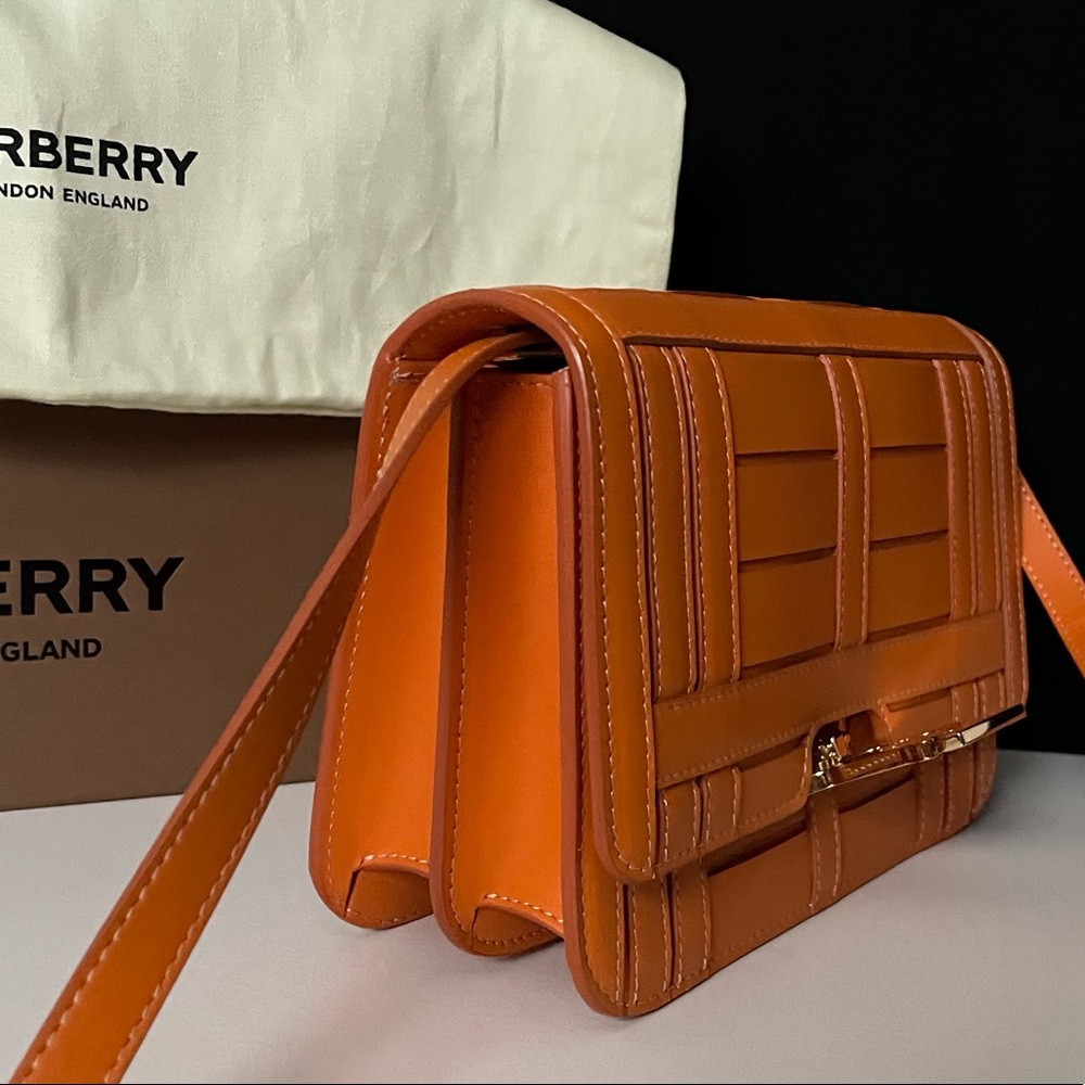 Burberry Leather TB Bag - Used a couple of times - Picture 3 of 11